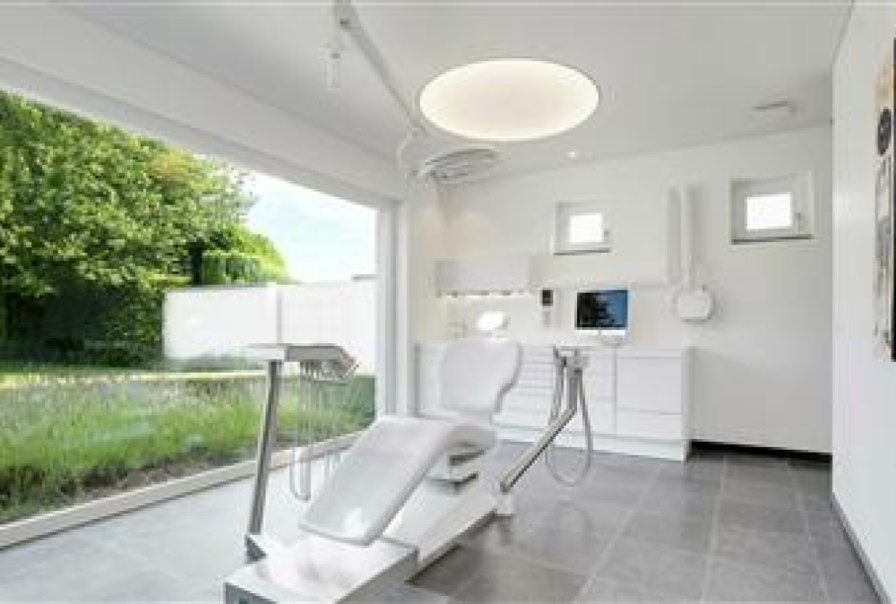 Dental Cabinet
